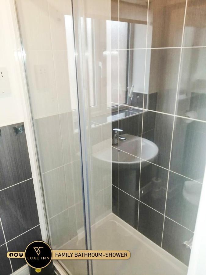 Luxe Inn, Birmingham Airport & Nec, Free Parking Marston Green Exteriör bild